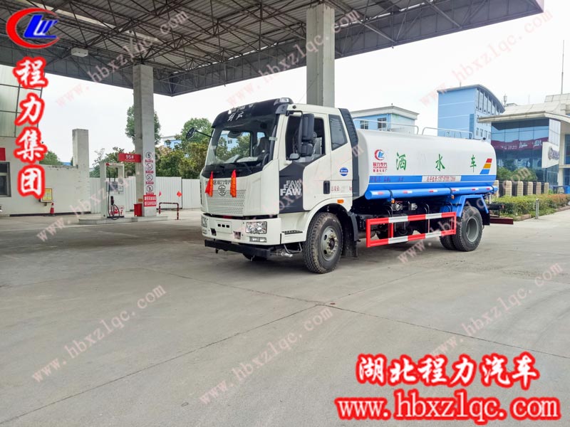 2019/06/27/，胡總在程力集團(tuán)自提一輛14方解放J6灑水車，單號(hào)：25199/70129