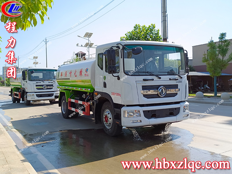 程力集團(tuán)東風(fēng)D9灑水車發(fā)車前往內(nèi)蒙古通遼市，為內(nèi)蒙抗旱救災(zāi)盡一份力！